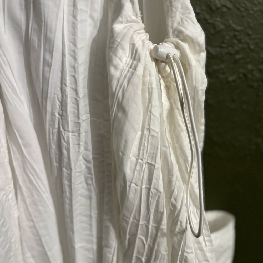 Urban Outfitters Crinkle White Sleeveless Dress - Picture 13 of 15